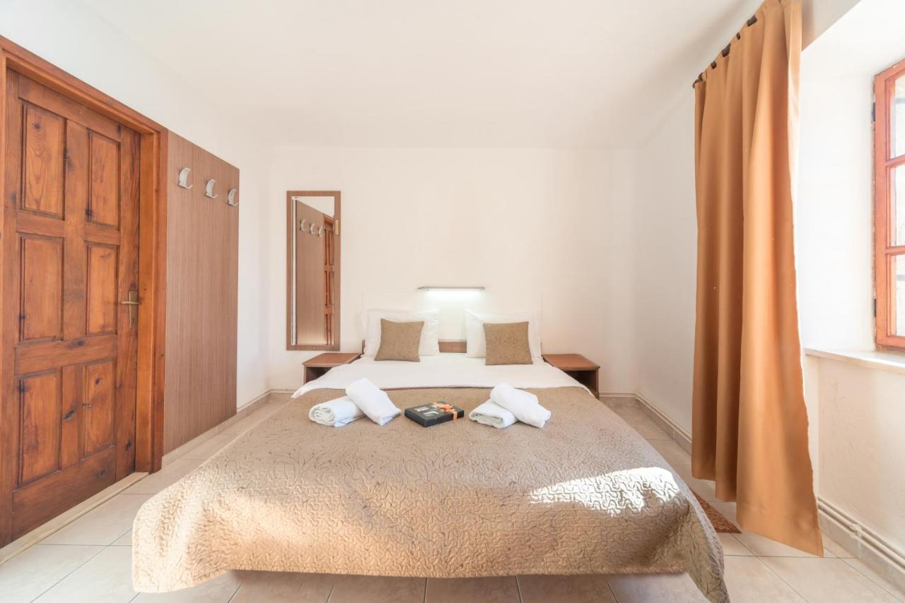 R Club Apartments Old Town Будва Екстериор снимка