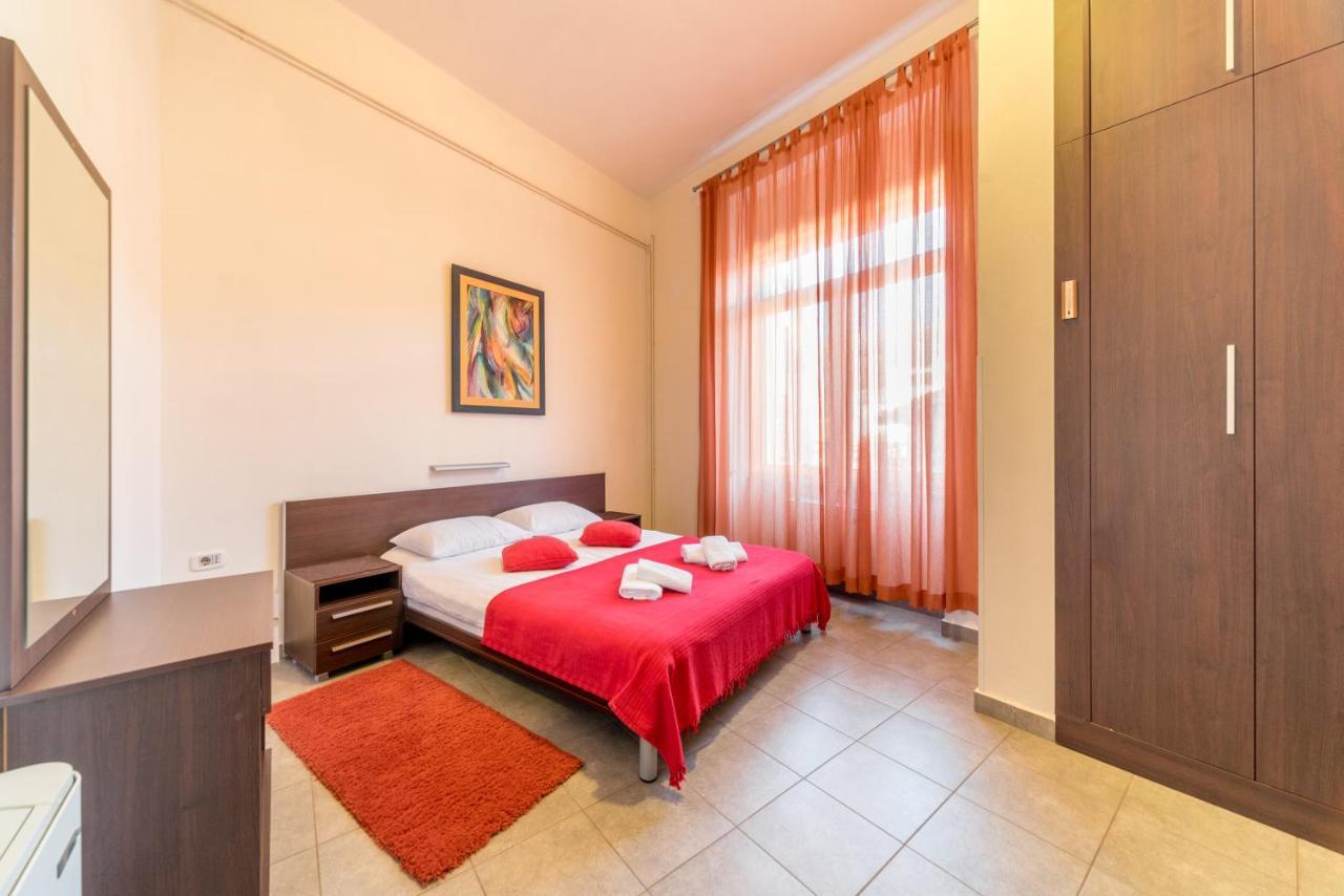 R Club Apartments Old Town Будва Екстериор снимка