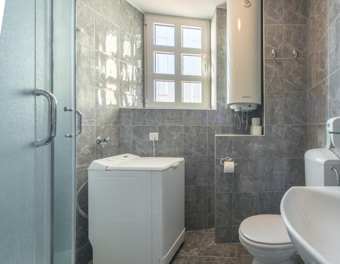R Club Apartments Old Town Будва Екстериор снимка