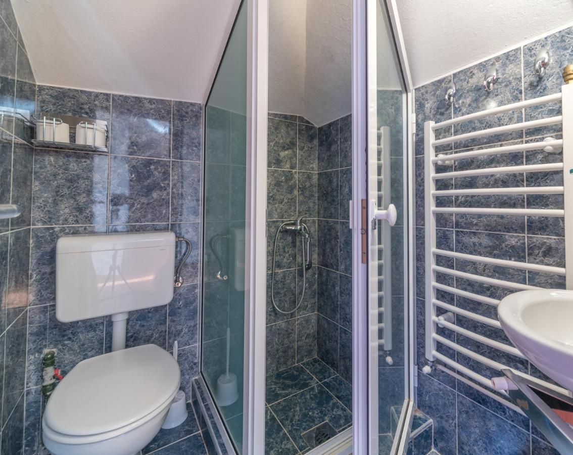 R Club Apartments Old Town Будва Екстериор снимка