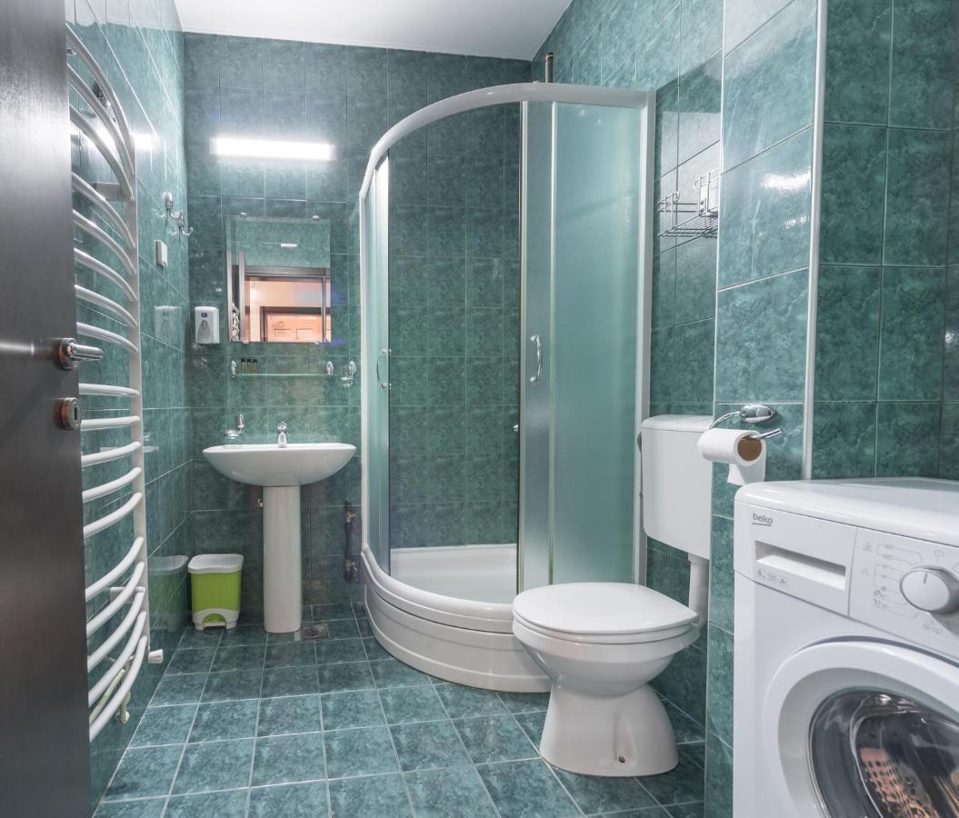 R Club Apartments Old Town Будва Екстериор снимка